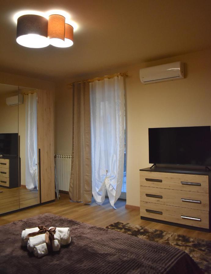 Casa Vacanze Oikia - Room Girasole Naples Luaran gambar